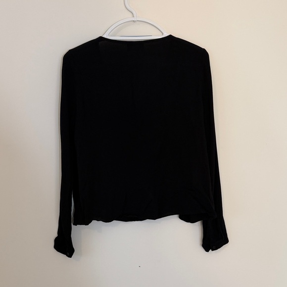 ASTR Women's Black Eyelet Long Sleeve Blouse Size Small - Picture 8 of 9